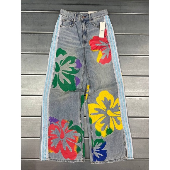 BDG Denim - Urban Outfitters BDG Skater Baggy Jeans Womens 26 Hibiscus Print Light Wash